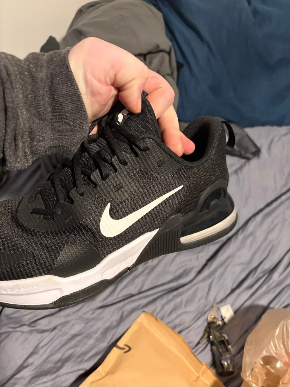 Nike Men’s Black and White Athletic Training Shoe